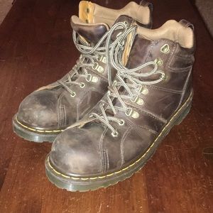 Dr. Martens Fynn Darn Brown Size 12 US